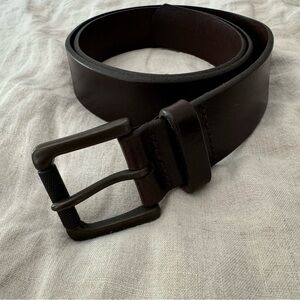 Banana Republic dark brown leather belt size 34 like new